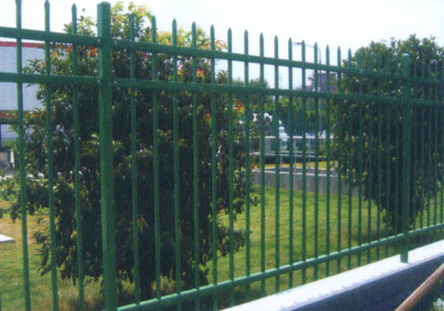 Isolated barrier of urban road